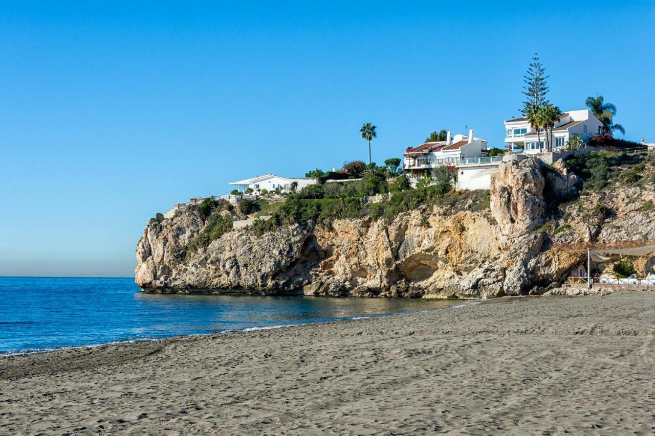 Wintowinrentals Best Location, Beach, Pool & Parking Rincón de la Victoria Екстериор снимка