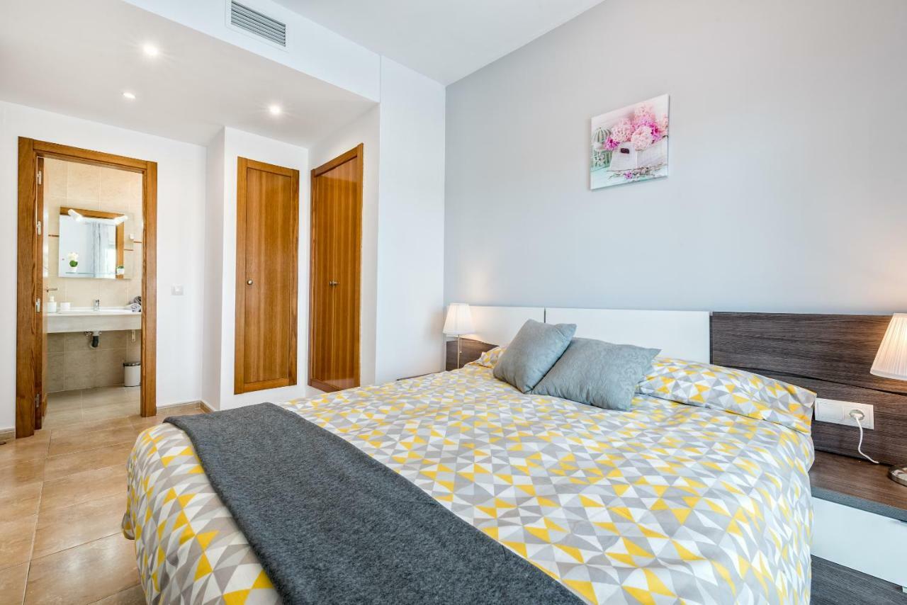 Wintowinrentals Best Location, Beach, Pool & Parking Rincón de la Victoria Екстериор снимка