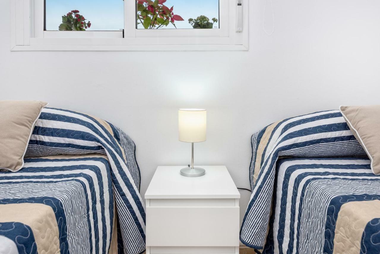 Wintowinrentals Best Location, Beach, Pool & Parking Rincón de la Victoria Екстериор снимка